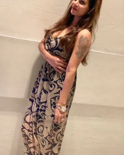 Kalchini Escort